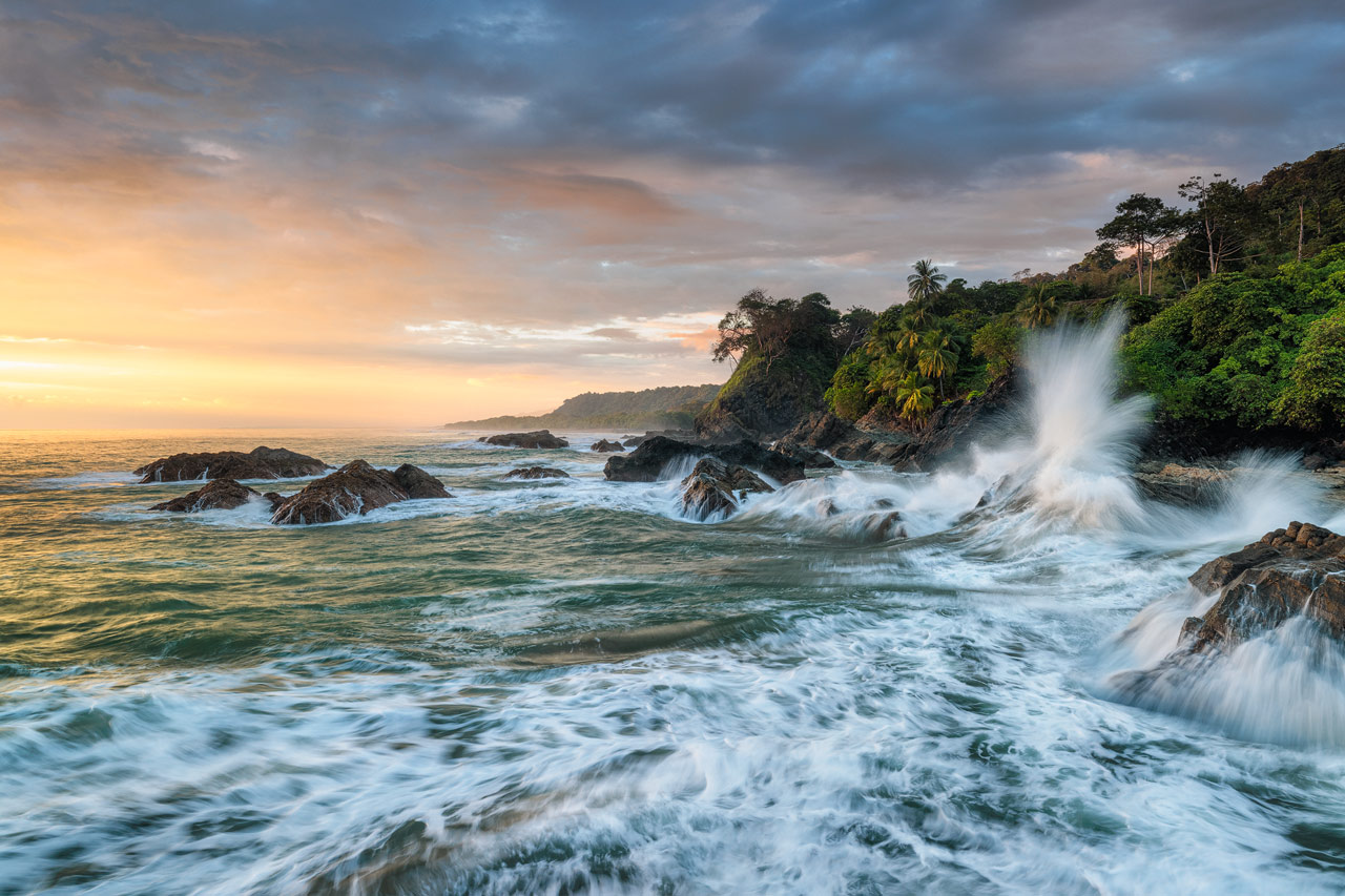 Dominicalito Waves