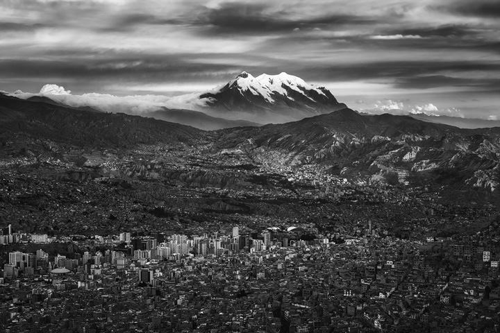 Black and White image of La Paz, viewed from El Alto