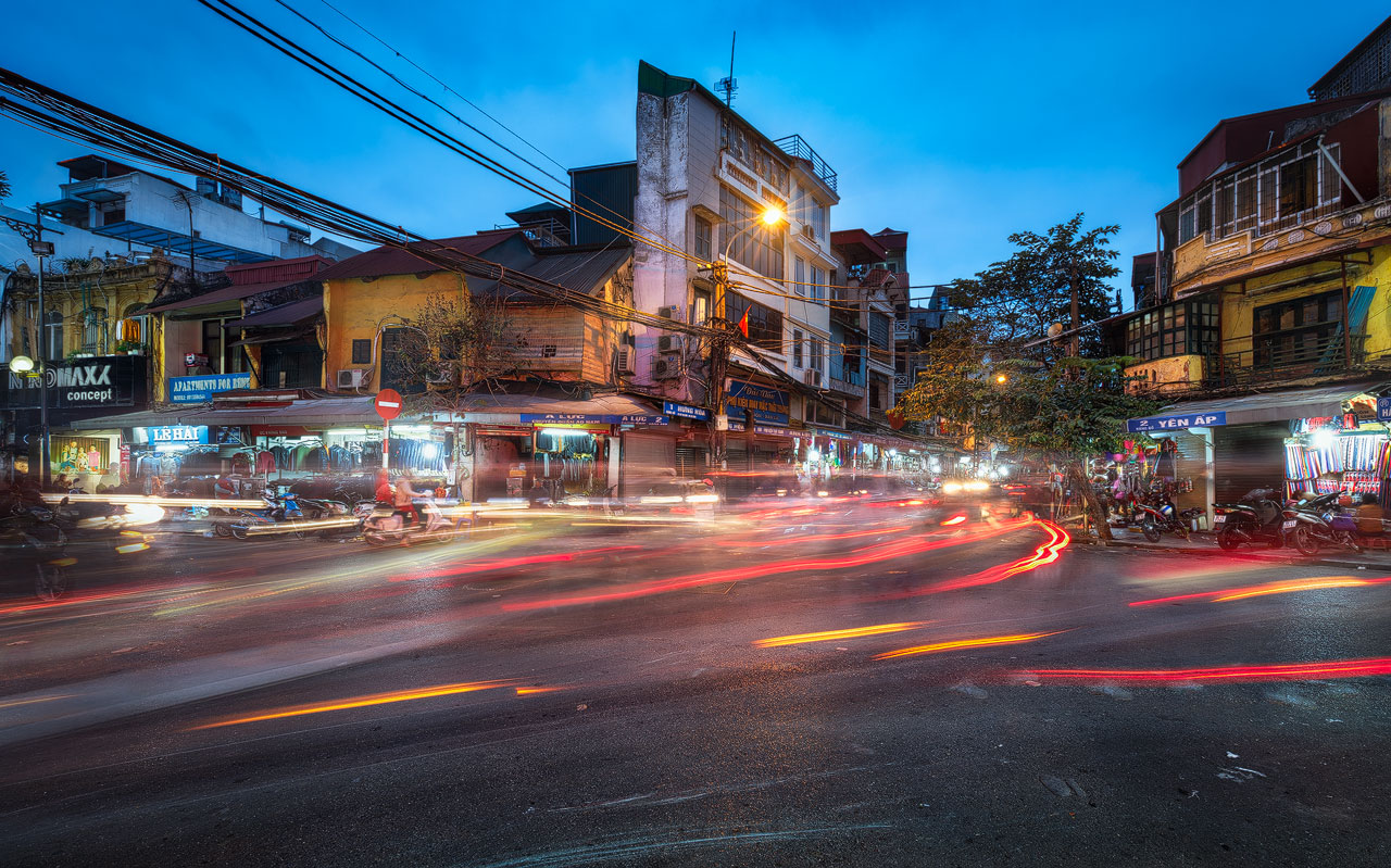 Blue hour photo of crossroad in Hanoi
