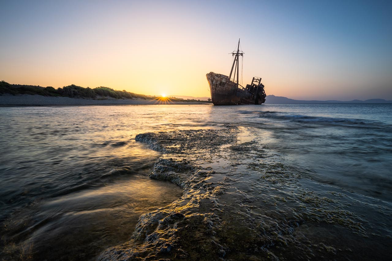 Das Dimitrios Schiffswrack nahe Gythio in Griechenland